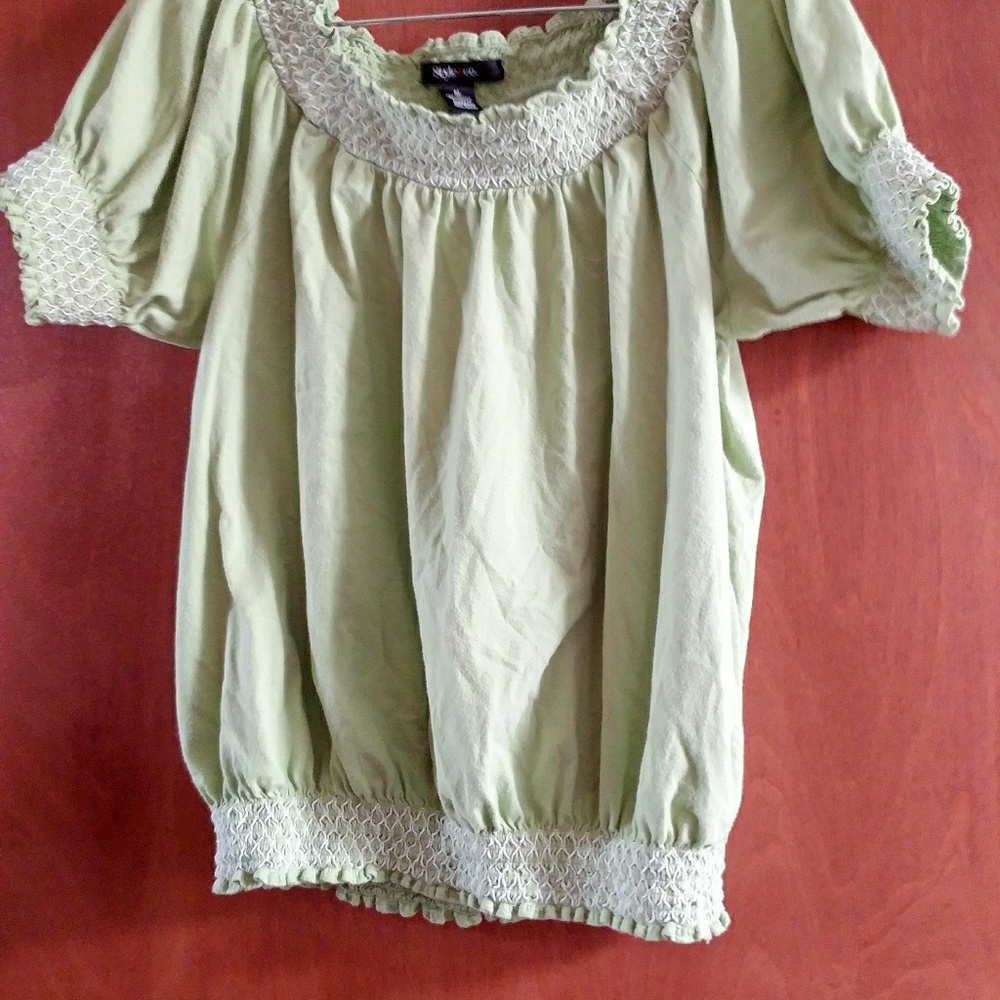 Set of 2 style and co sz medium tops